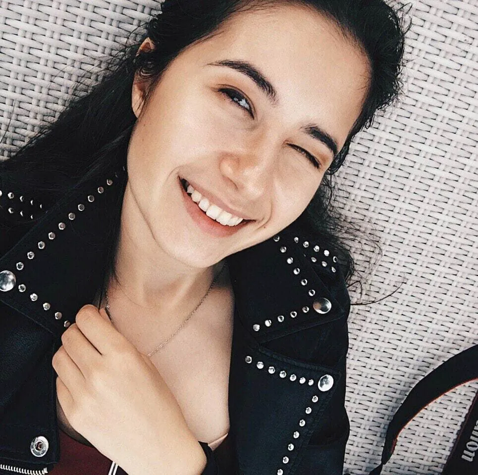 Анна Маяковская